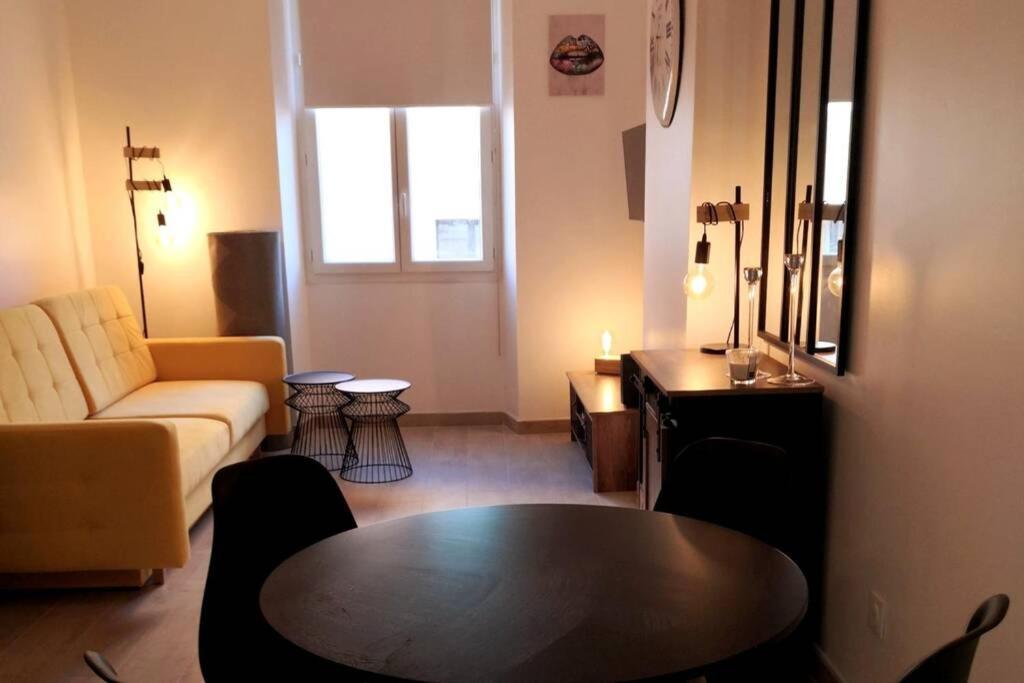 60M² Avec Vue Sur Le Vieux Port... Apartment มาร์กเซย ภายนอก รูปภาพ